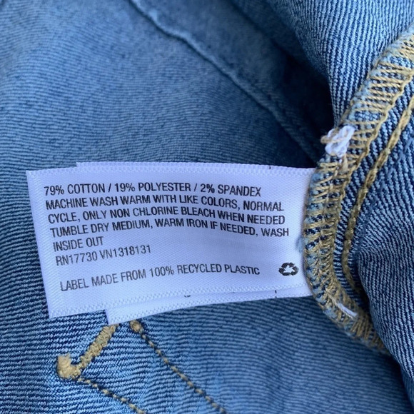 Wild Fable highest rise shorts size 16 Waist 17", inseam 2 1/2" - Picture 3 of 4